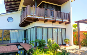 Sàn gỗ nhựa Hobiwood lát sàn sân vườn