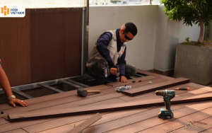 Thi công sàn gỗ nhựa Hobiwood